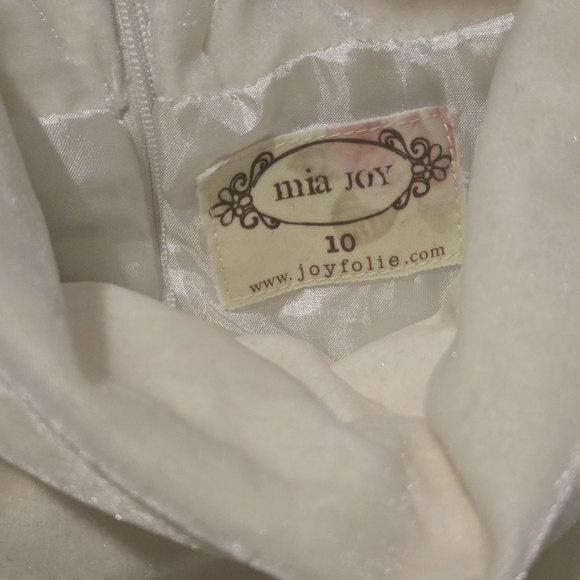 Joyfolie Mia Joy Cream Velvet Dress - Picture 4 of 5